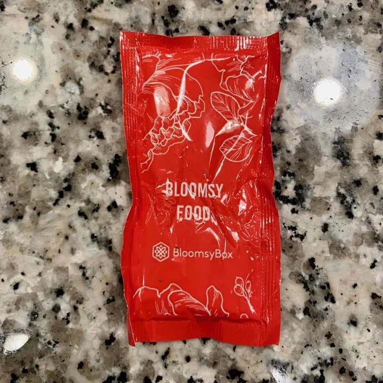bloomsybox-november-2020-review-autumn-roses - 15