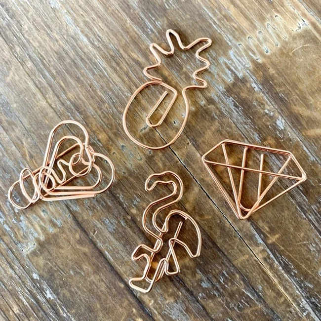 Creatella March 2021 Review 003 gold paper clips