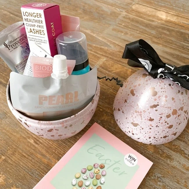 GLOSSYBOX Easter Egg 2021 Review 003