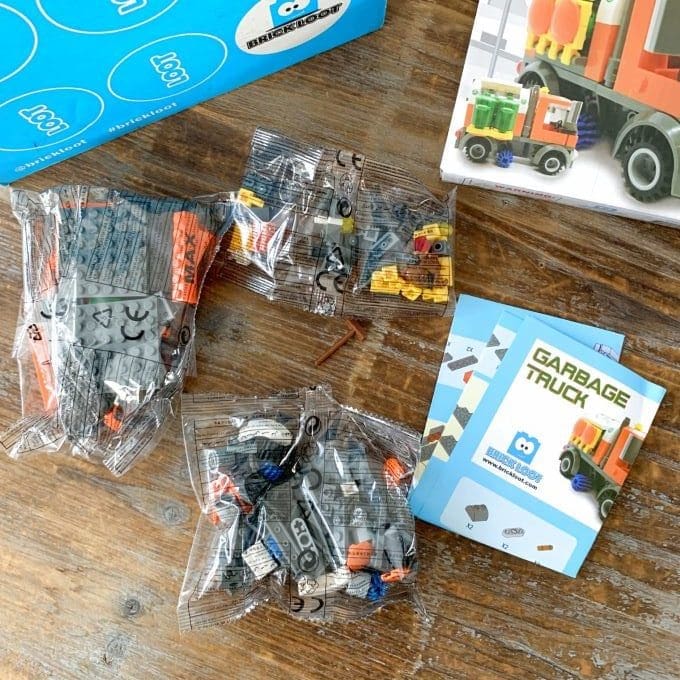brick loot february 2021 review 012