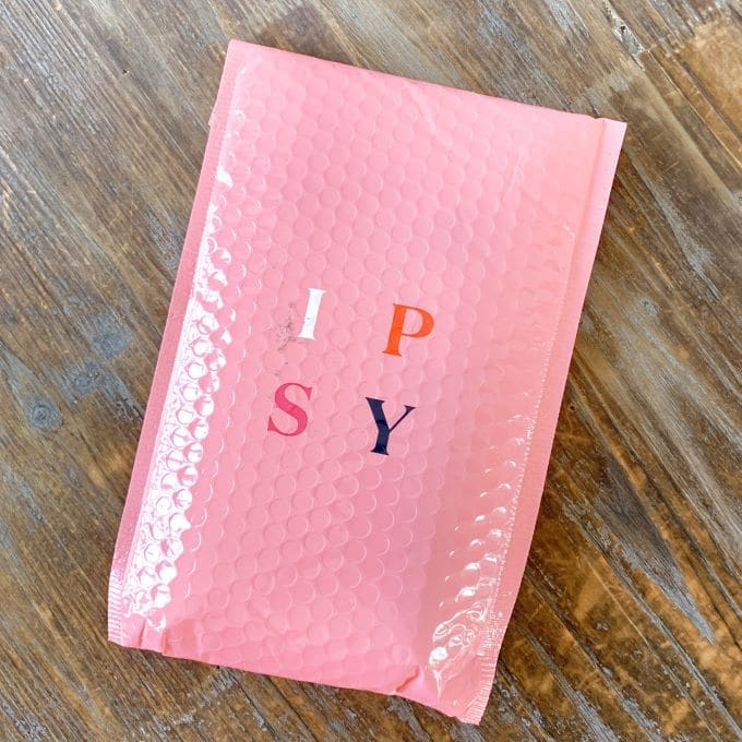 ipsy glam bag march 2021 review 1