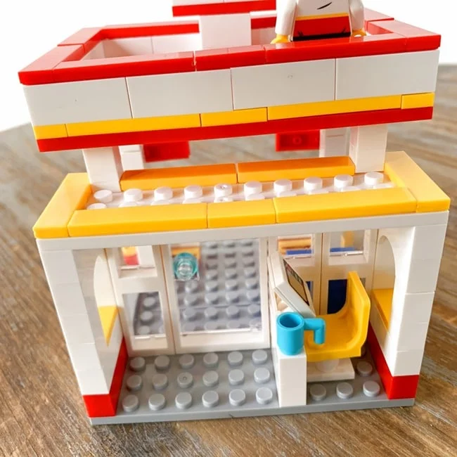 Brick Loot April 2021 Review   Coupon 017