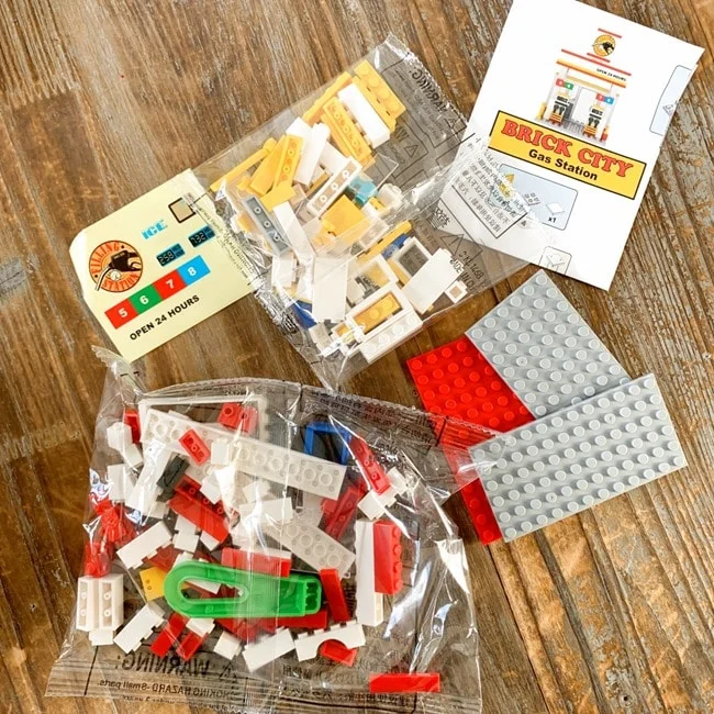Brick Loot April 2021 Review   Coupon 032