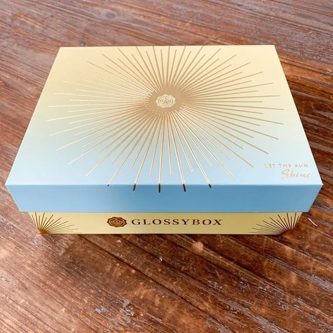 GLOSSYBOX May 2021 Review   Coupon 001