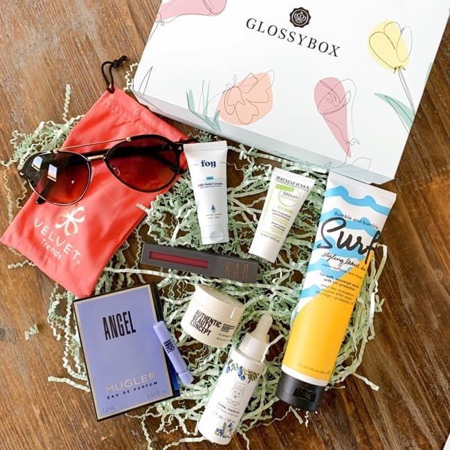 GLOSSYBOX Mother's Day 2021 Limited Edition Beauty Box Review 015