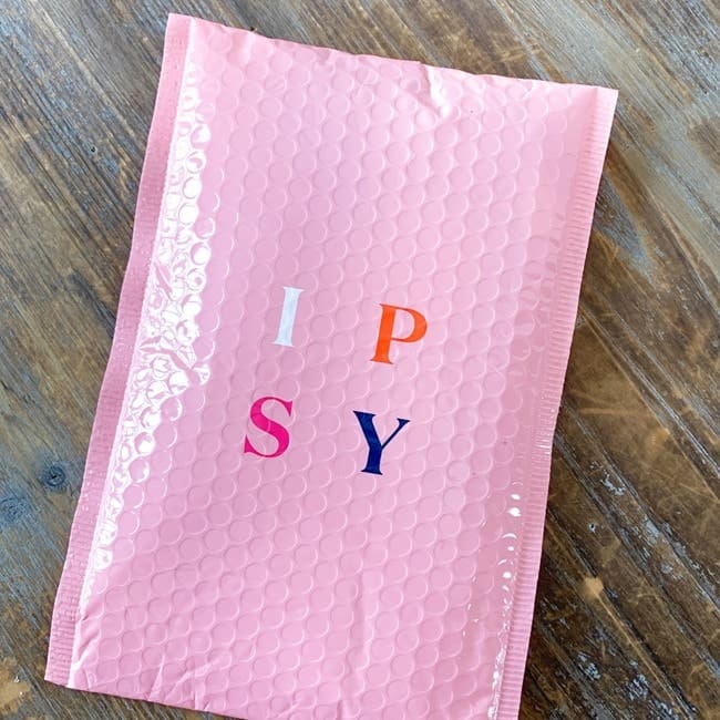 IPSY Glam Bag January 2021 Review 006