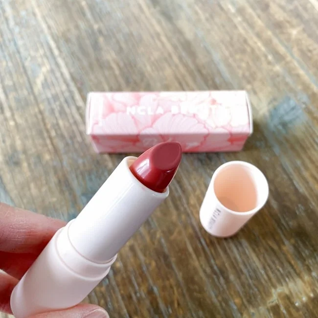 POUTBOX PLUS April 2021 Review 003