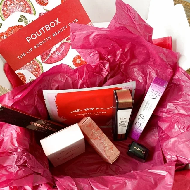 POUTBOX PLUS April 2021 Review 013