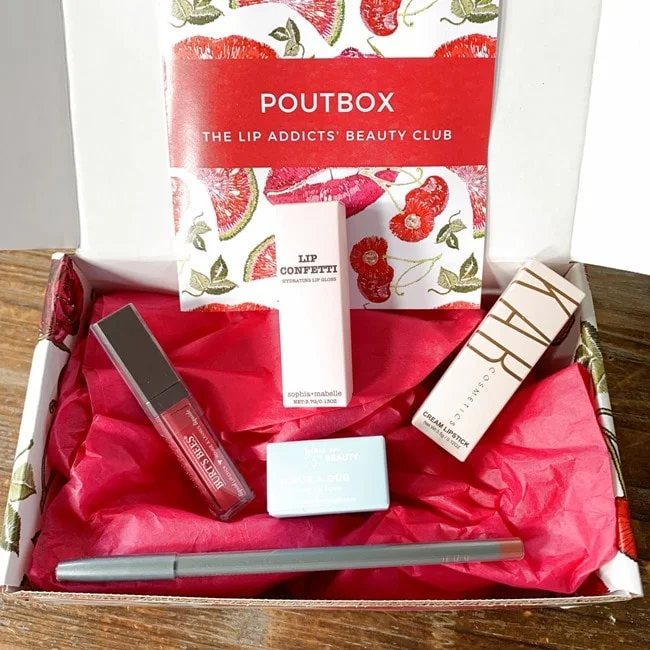 POUTBOX PLUS May 2021 Review 003 POUTBOX PLUS May 2021 Review 003