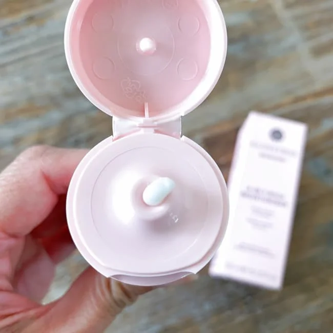 GLOSSYBOX Ready, Set, Glow Skincare Set Review 004