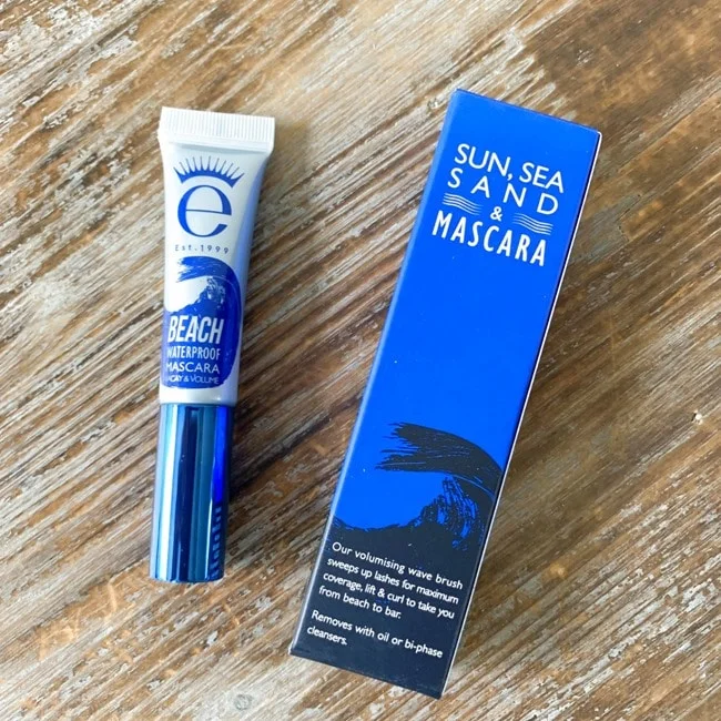 GLOSSYBOX Summer Bag 2021 Limited Edition Review 015