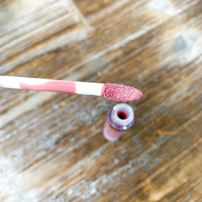 LiveGlam Lippie Club April 2021 Review 003