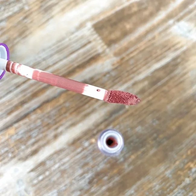 LiveGlam Lippie Club April 2021 Review 007