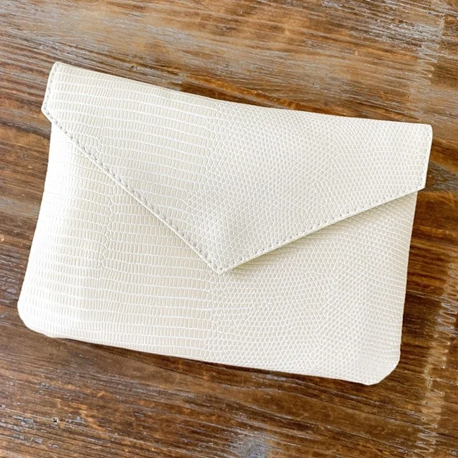 IPSY Glam Bag August 2021 Wanderlust Review 007 IPSY Glam Bag August 2021 Wanderlust Review 007