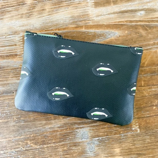 IPSY Glam Bag October 2021 Review 004