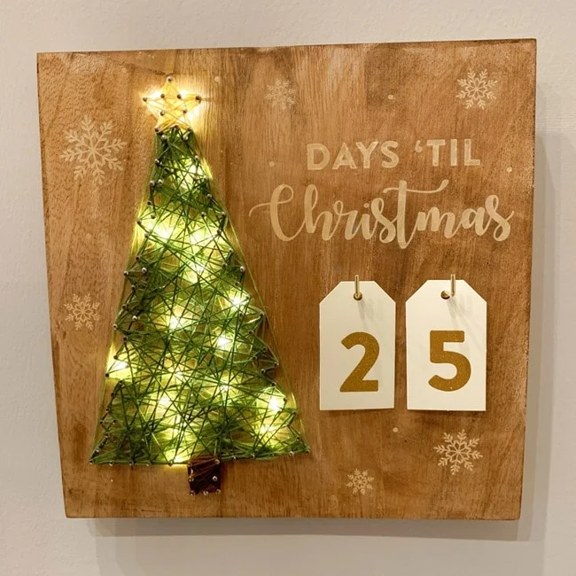 Annie's Creative Woman Kit-of-the-Month Club Countdown to Christmas Review   Coupon 023