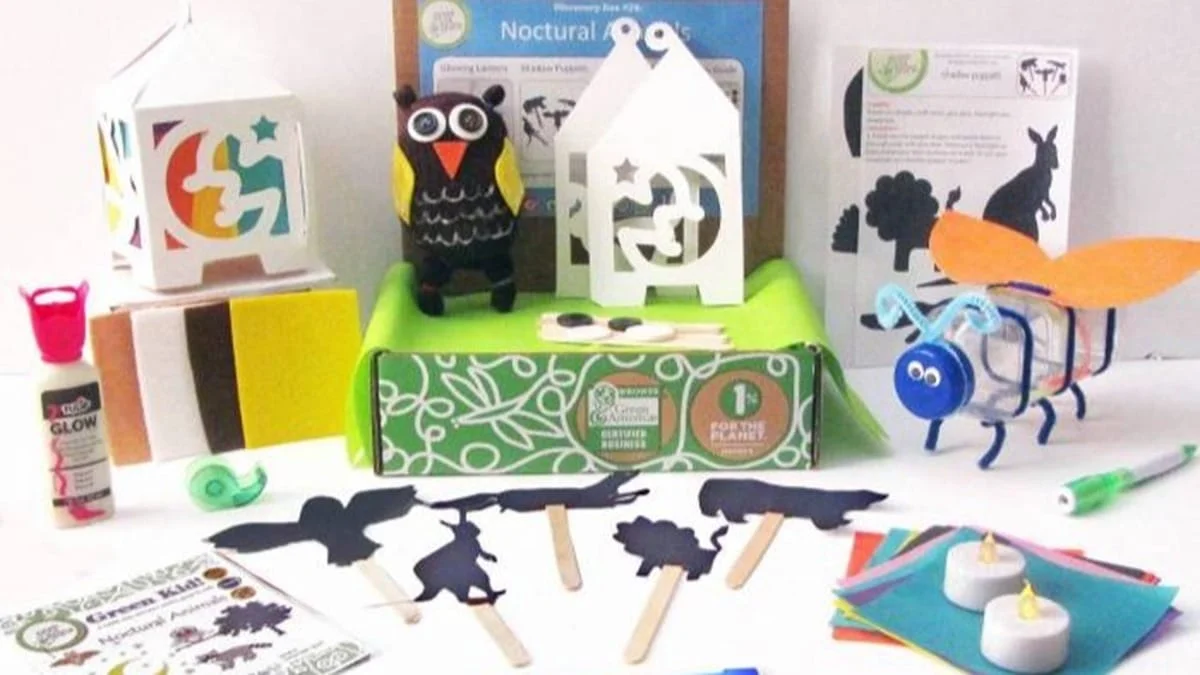 green kid crafts Nocturnal Animals adobespark 1