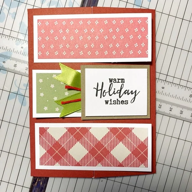 Annie's Cardmaker December 2021 Review Christmas Greetings Cards 016 Annie's Cardmaker December 2021 Review Christmas Greetings Cards 016