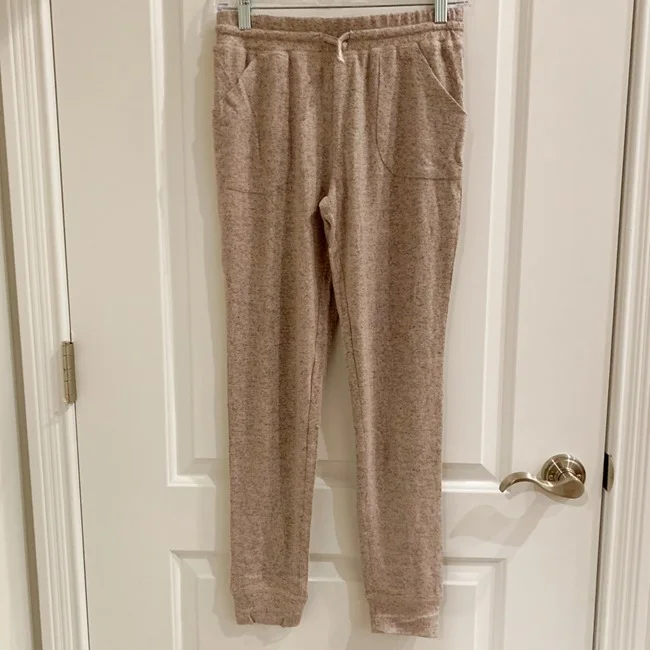 StitchFix Kids Teen Girl December 2021 Review 012 StitchFix Kids Teen Girl December 2021 Review 012