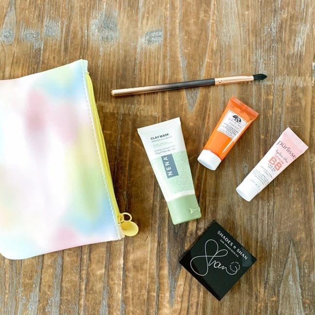 IPSY Glam Bag January 2021 Review 013