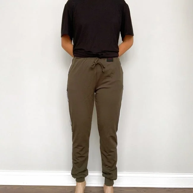Nadine West January 2022 Review 002