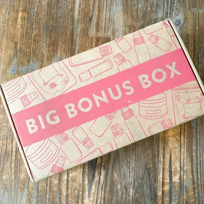 Simply Earth February 2022 Monthly Essential Oil Recipe Box and Big Bonus Box Review 018 Simply Earth February 2022 Monthly Essential Oil Recipe Box and Big Bonus Box Review 018