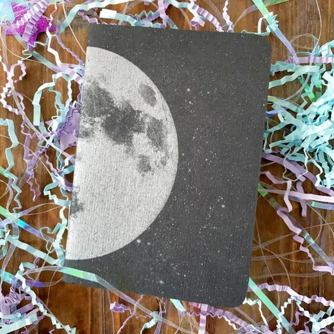 Howdy Baby Box January 2022 Review - To The Moon and Back Theme 029 Howdy Baby Box January 2022 Review - To The Moon and Back Theme 029